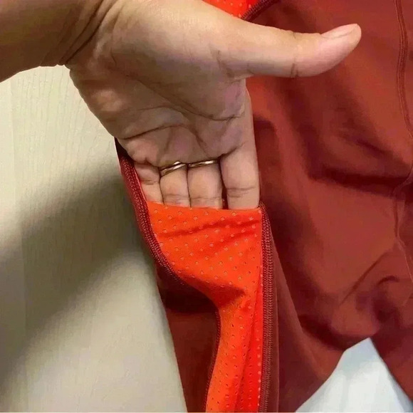 Athleta Ultimate Stash Pocket 7/8 Tight Leggings Sz XL - Picture 6 of 9